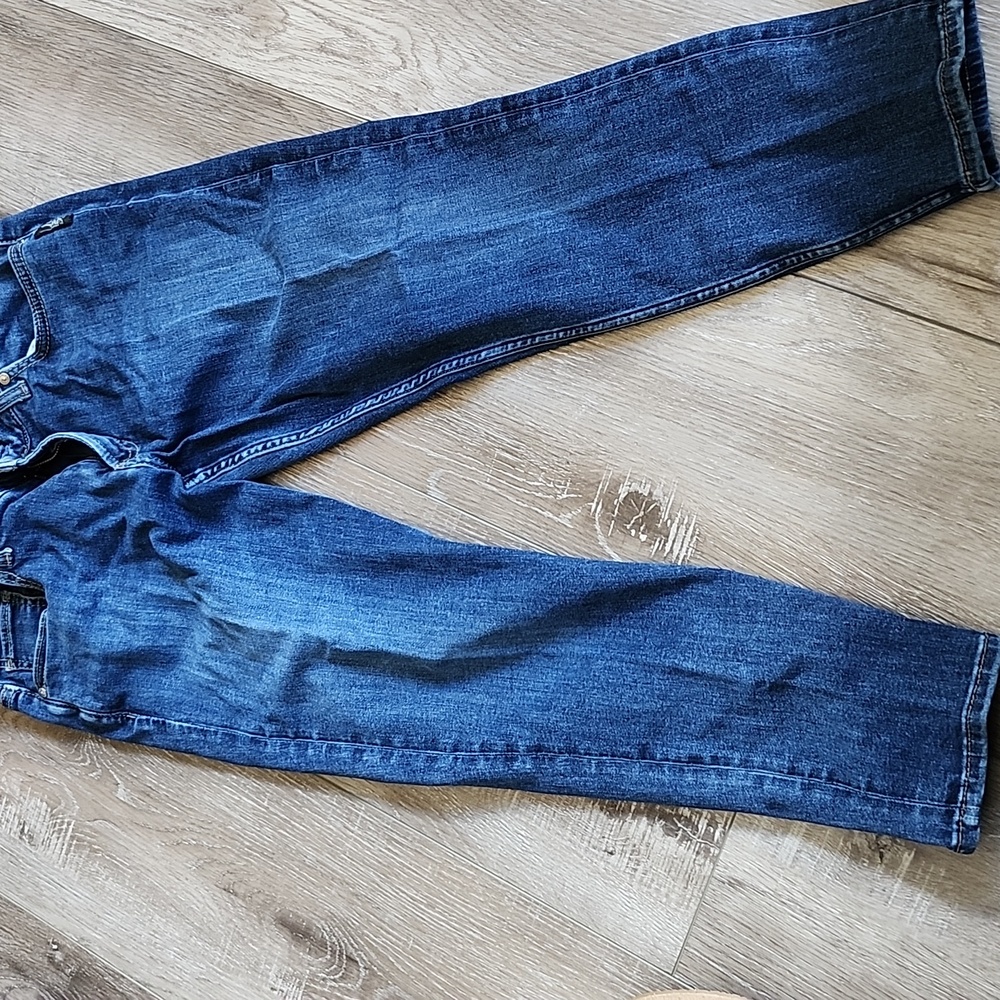 Silver Jeans Women's Straight Blue Denim